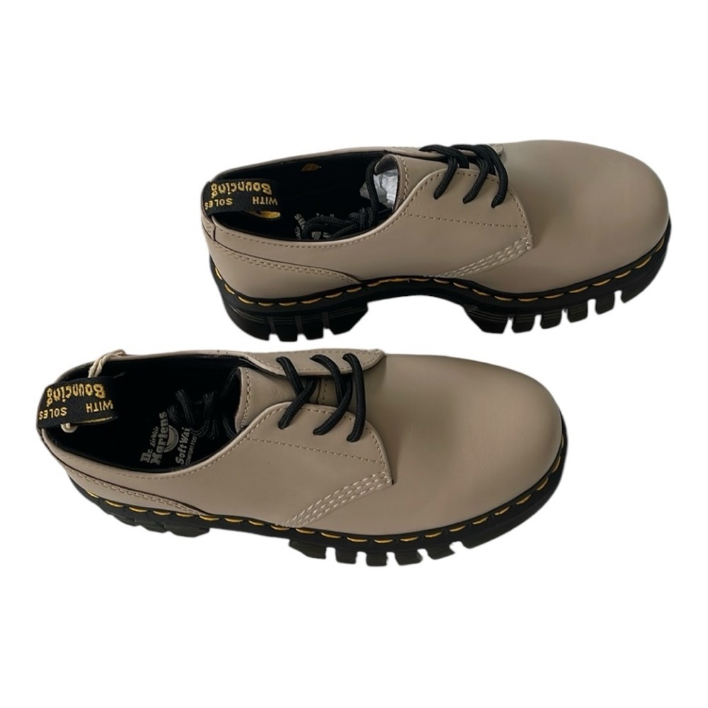 ♥️Dr. Martens♥️ Audrick Women 3-Eye Shoe size (8) US - Picture 3 of 7